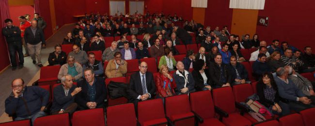 reunión lúpulo en Carrizo /