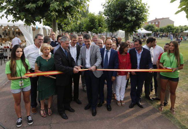 inuguracion de la feria de la cerveza de carrizo /